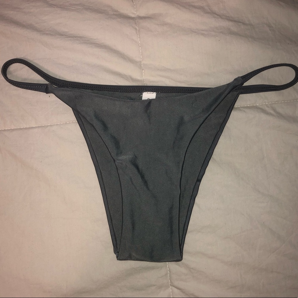 NEW Bikini Bottom